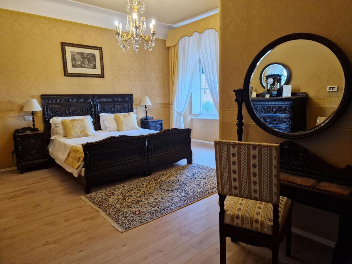 Castello Di Spessa - Residenze D'Epoca Hotel Capriva del Friuli Kültér fotó