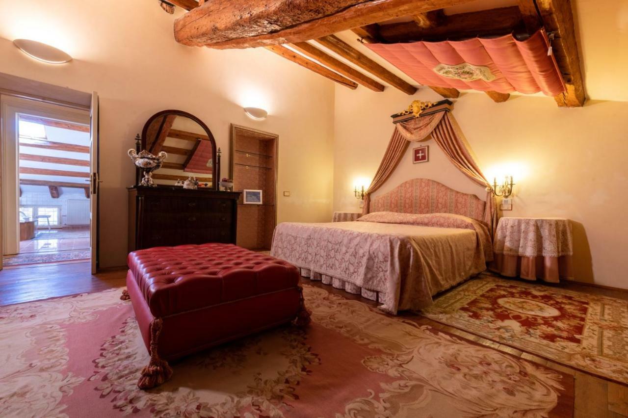 Castello Di Spessa - Residenze D'Epoca Hotel Capriva del Friuli Kültér fotó
